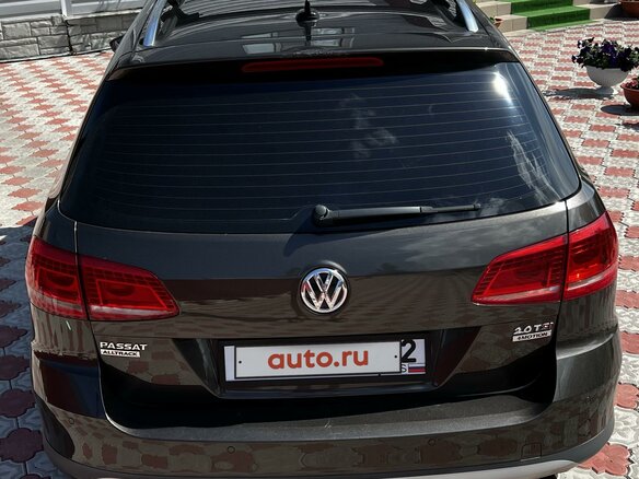 2012 Volkswagen Passat Alltrack B7, коричневый, 2000002 рублей - вид 12
