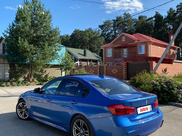 2018 BMW 3 серии 320d VI (F3x) Рестайлинг, синий, 3090000 рублей - вид 3