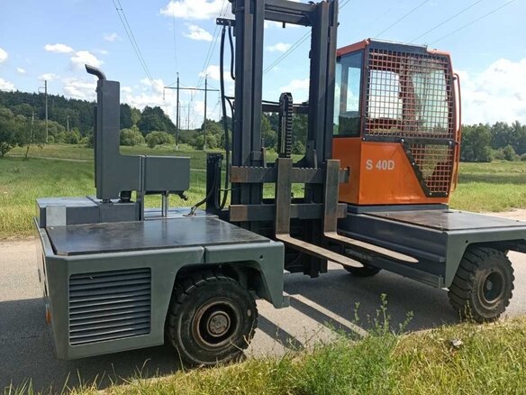 2013 Hubtex DQ 30-E, жёлтый, 2135433 рублей