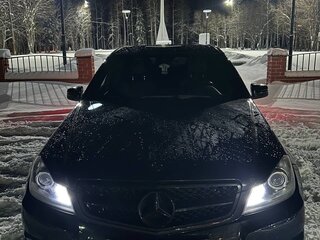 2012 Mercedes-Benz C-Класс 180 BlueEFFICIENCY III (W204) Рестайлинг, чёрный, 1500000 рублей, вид 1