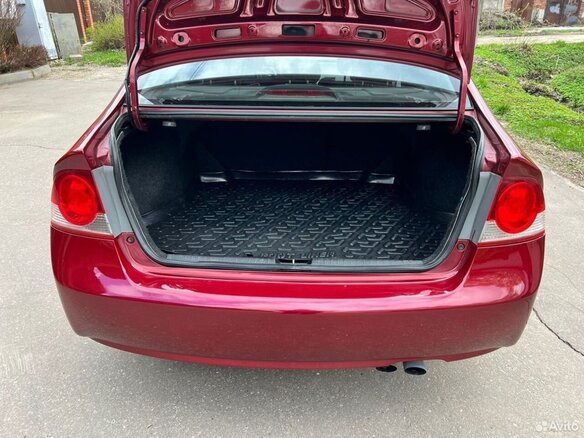 2006 Honda Civic VIII, красный, 720000 рублей - вид 14