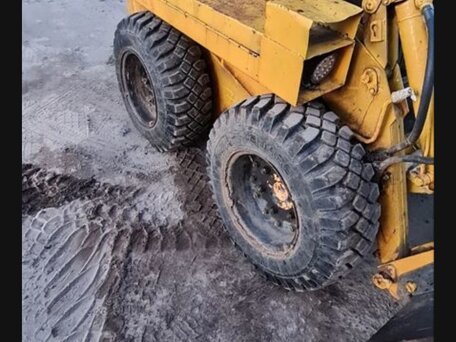 2000 Курганмашзавод МКСМ, жёлтый, 1000000 рублей, вид 2