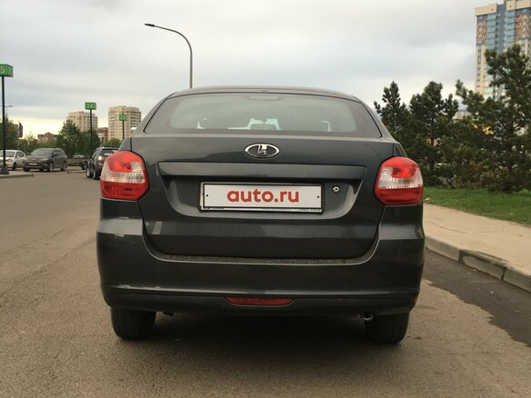 2016 Lada (ВАЗ) Granta I, серый, 400000 рублей - вид 8