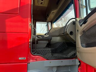 2009 DAF XF 105, красный, 4200000 рублей, вид 3