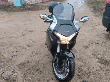 2010 Honda VFR 1200, чёрный, 750000 рублей, вид 2