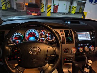 2011 Toyota Tundra Double Cab II, чёрный, 3600000 рублей, вид 5