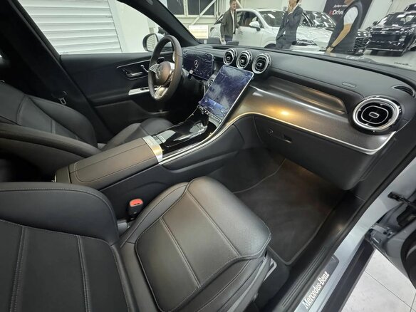 2025 Mercedes-Benz GLC Coupe 300 II (C254), серебристый, 9000000 рублей - вид 10