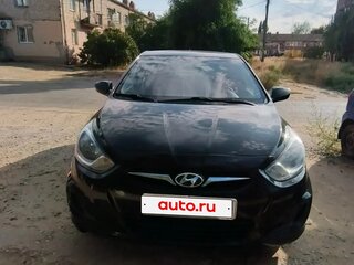 2014 Hyundai Solaris I, чёрный, 920000 рублей, вид 2