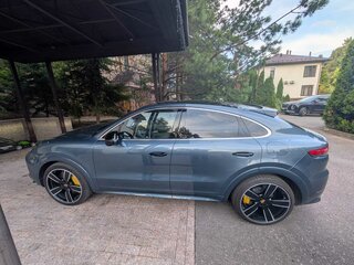 2019 Porsche Cayenne Turbo III, голубой, 11400000 рублей, вид 3