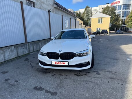 2017 BMW 5 серии 520d VII (G30/G31/G38), белый, 2350000 рублей, вид 1