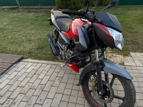 2023 Bajaj Pulsar NS 125, красный, 180000 рублей, вид 3