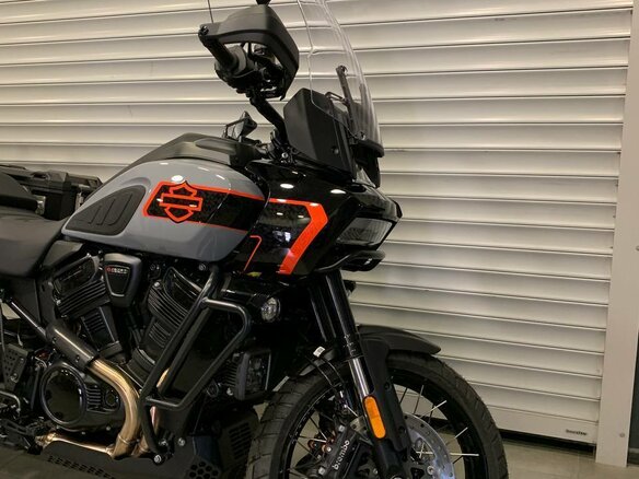 2026 Harley-Davidson Pan America Limited, серый, 3500000 рублей - вид 3