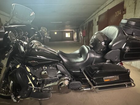 2010 Harley-Davidson Electra Glide, чёрный, 870000 рублей, вид 2