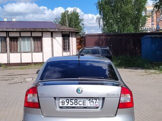 2011 Skoda Octavia II (A5) Рестайлинг, серый, 630000 рублей, вид 4