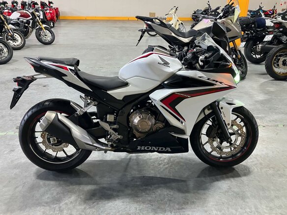 2020 Honda CBR 400R, белый, 699000 рублей - вид 1