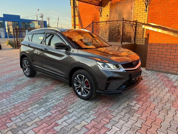 2023 Geely Coolray I, серый, 2400000 рублей - вид 4