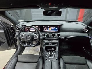 2018 Mercedes-Benz E-Класс 200 V (W213, S213, C238), чёрный, 2600000 рублей, вид 4