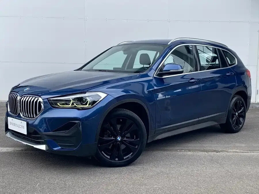 Открыть фотографии: BMW X1 II (F48) Рестайлинг