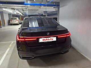 2020 BMW 7 серии Long 730Ld xDrive VI (G11/G12) Рестайлинг, чёрный, 8900000 рублей, вид 4
