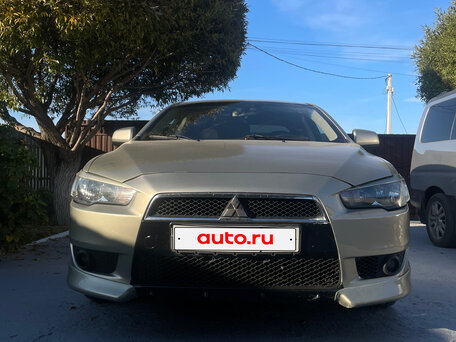 2007 Mitsubishi Lancer X, бежевый, 850000 рублей, вид 3