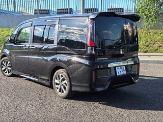 2016 Honda Stepwgn Spada V, чёрный, 1690000 рублей, вид 3