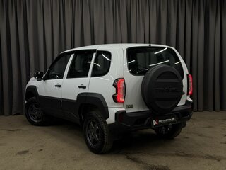 2023 Lada (ВАЗ) Niva Travel I, белый, 959999 рублей, вид 4