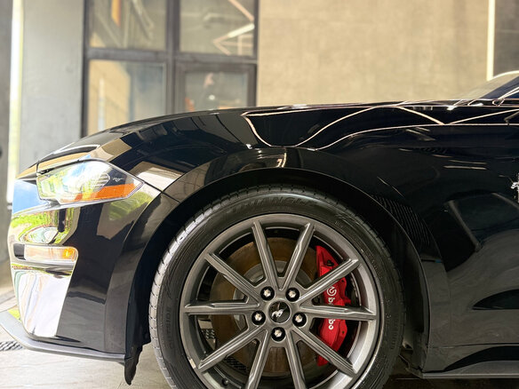 2019 Ford Mustang VI Рестайлинг, чёрный, 3200000 рублей - вид 7