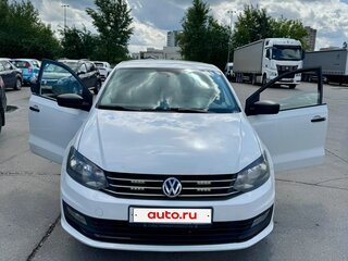 2018 Volkswagen Polo V Рестайлинг, белый, 799000 рублей, вид 3