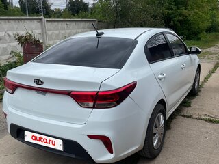 2019 Kia Rio IV, белый, 1000000 рублей, вид 4