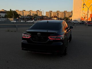 2021 Toyota Camry VIII (XV70), чёрный, 3450000 рублей, вид 5