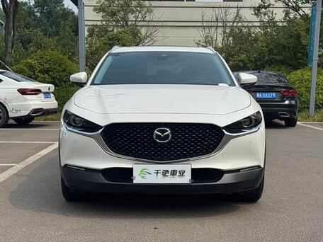 2023 Mazda CX-30 I, белый, 1640000 рублей, вид 2