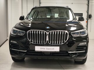 2019 BMW X5 40i IV (G05/G18), чёрный, 4785000 рублей, вид 3