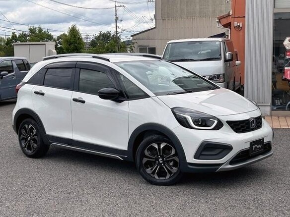 2024 Honda Fit Crosstar IV Рестайлинг, белый, 1239017 рублей - вид 1