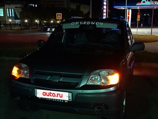 2011 Chevrolet Niva I Рестайлинг, серый, 600000 рублей, вид 2