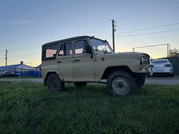 1997 УАЗ 31512, бежевый, 160000 рублей - вид 1