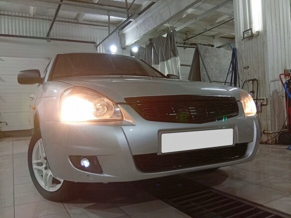 2008 Lada (ВАЗ) Priora I, серебристый - вид 2