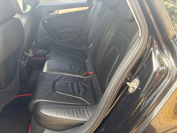 2010 Audi A4 IV (B8), чёрный, 1050000 рублей - вид 5