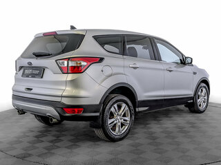 2018 Ford Kuga II Рестайлинг, серебристый, 1745000 рублей, вид 5