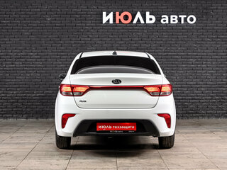 2017 Kia Rio IV, белый, 1280000 рублей, вид 5