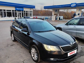 2013 Skoda Superb DSG II Рестайлинг, чёрный, 950000 рублей, вид 3