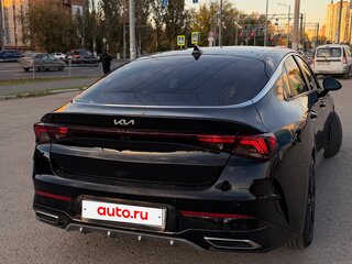 2020 Kia K5 III, чёрный, 2395000 рублей, вид 4