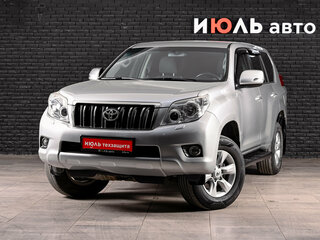 2013 Toyota Land Cruiser Prado 150 Series, серебристый, 2500000 рублей, вид 1