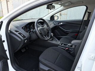 2018 Ford Focus III Рестайлинг, белый, 1250000 рублей, вид 4