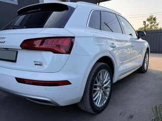 2017 Audi Q5 II (FY), белый, 3450000 рублей, вид 4