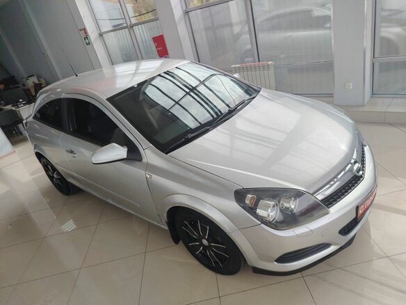 2008 Opel Astra GTC H Рестайлинг, серебристый, 269000 рублей - вид 9