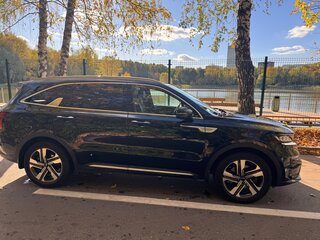 2022 Kia Sorento IV, чёрный, 4900000 рублей, вид 3