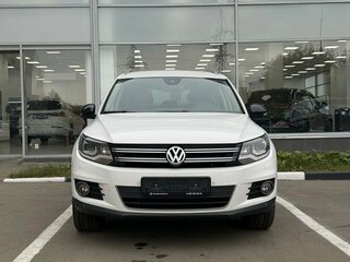 2013 Volkswagen Tiguan I Рестайлинг, белый, 1150000 рублей, вид 2