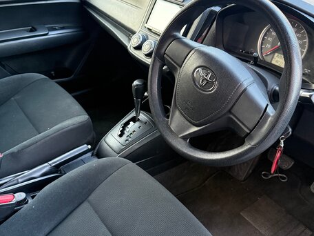 2019 Toyota Corolla Axio XI (E160, E170) Рестайлинг 2, белый, 1199000 рублей, вид 5