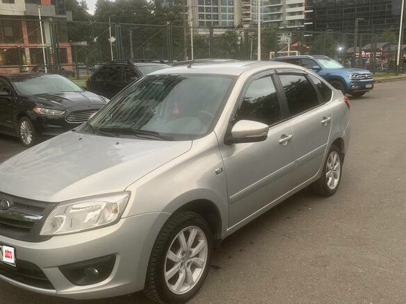2014 Lada (ВАЗ) Granta I, серебристый, 725000 рублей