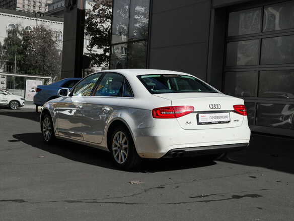 2012 Audi A4 IV (B8) Рестайлинг, белый, 1300000 рублей - вид 5